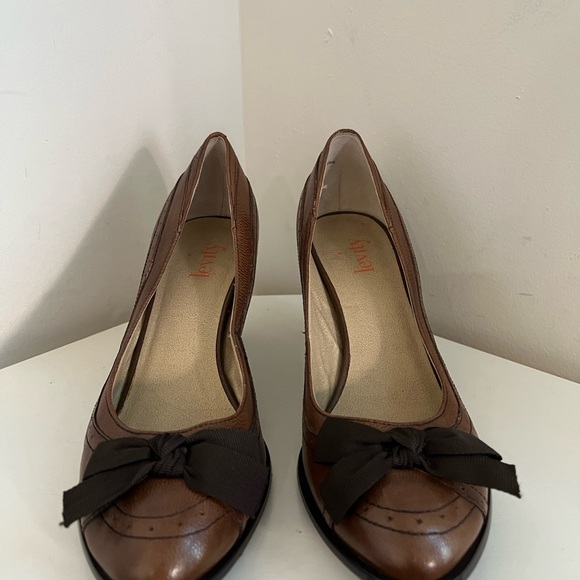 Levity Sarina Slip on Oxford High Heels -9.5 M - Picture 2 of 7